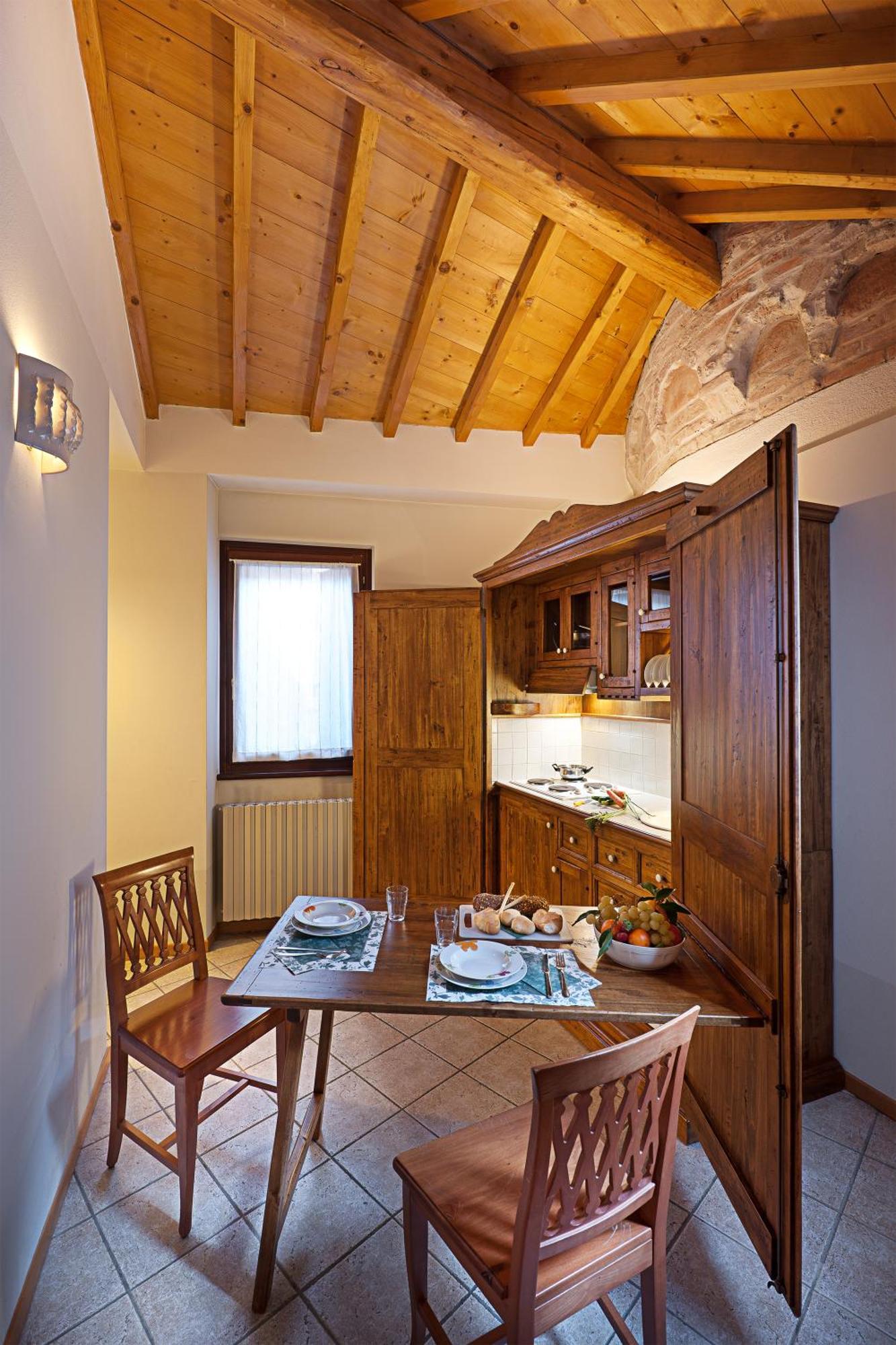 Large One-Bedroom Apartment - Separate Building,938427160:JPEG