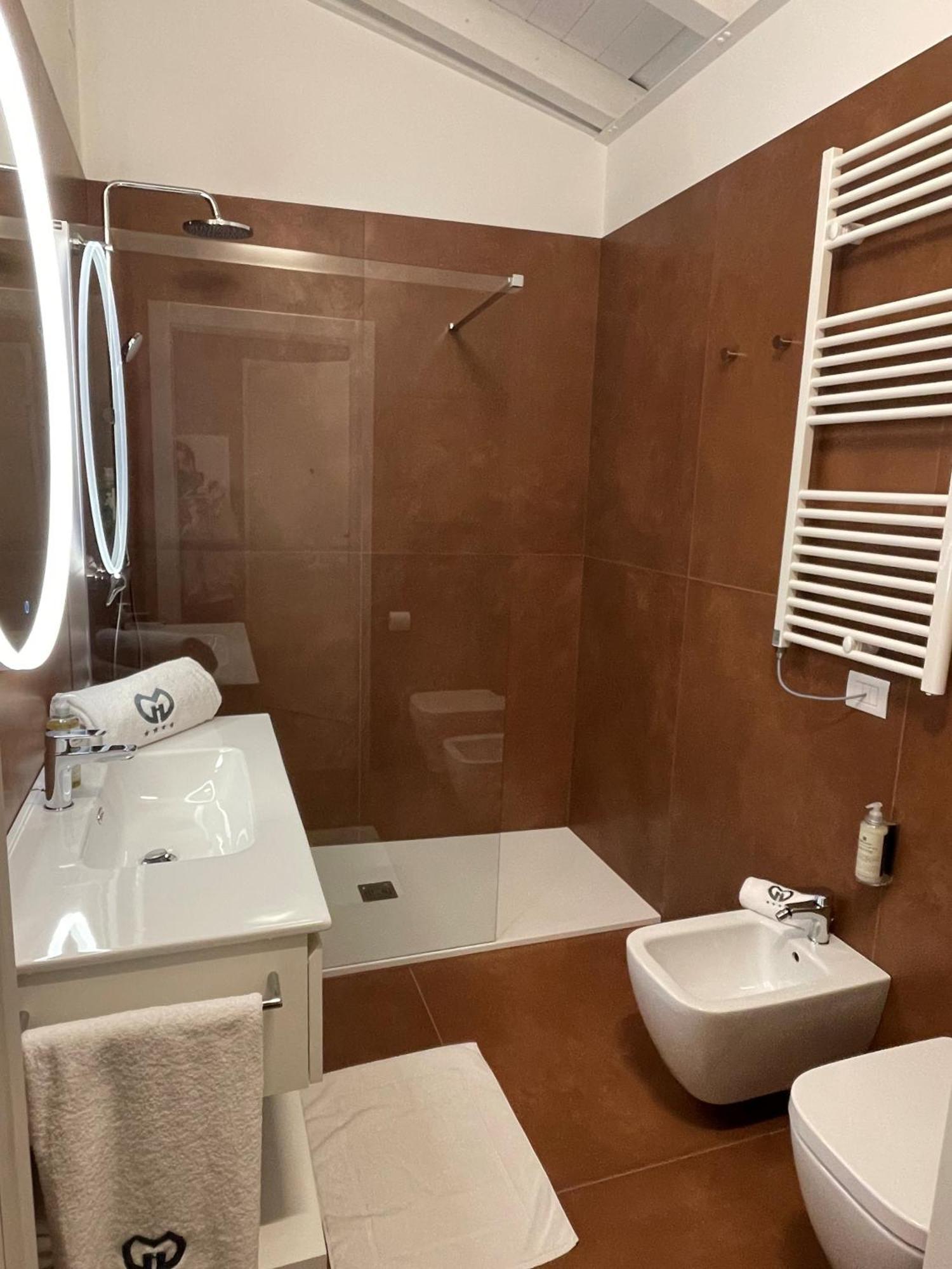 Three-Bedroom Deluxe Apartment - Separate Building